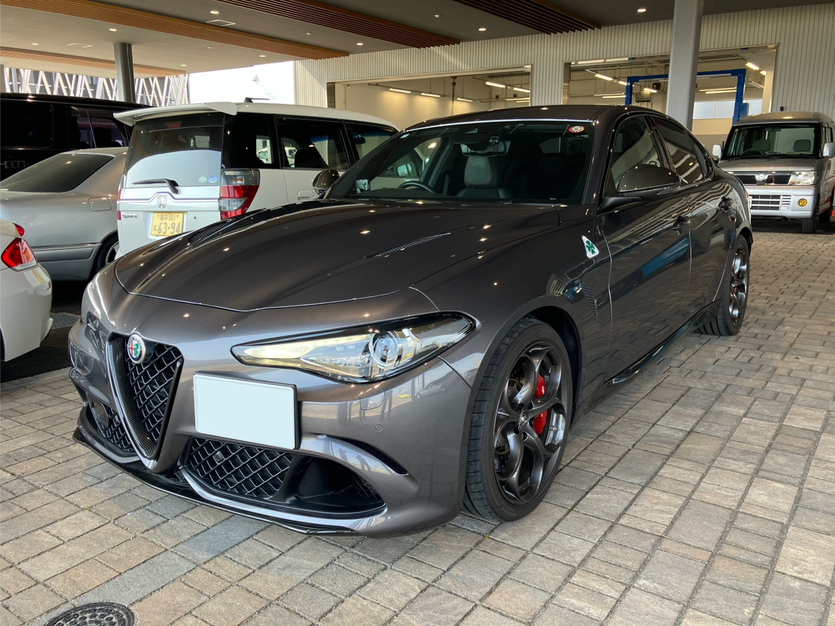ALFA ROMEO Giulia QUADRIFOGLIO