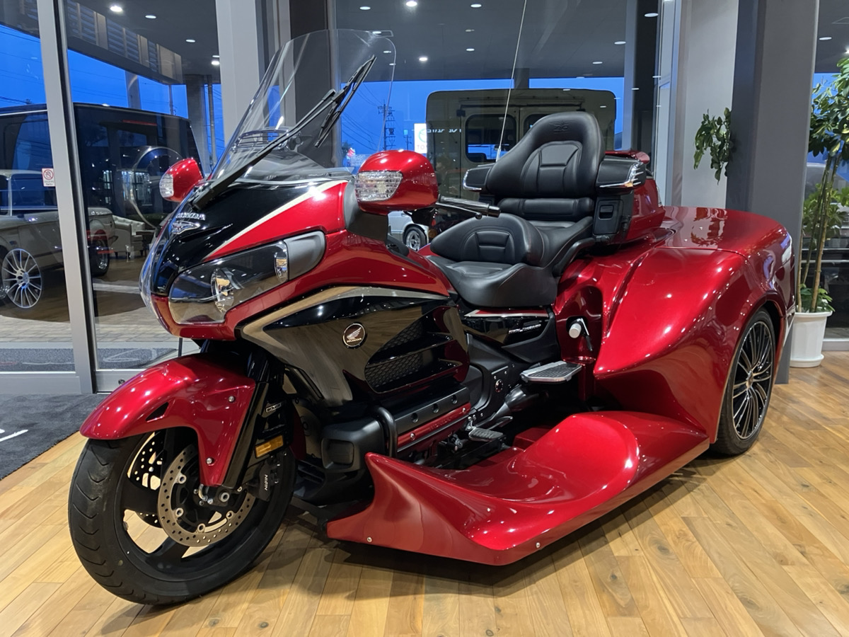 ホンダ　1800ゴールドウイング40周年記念モデルトライク