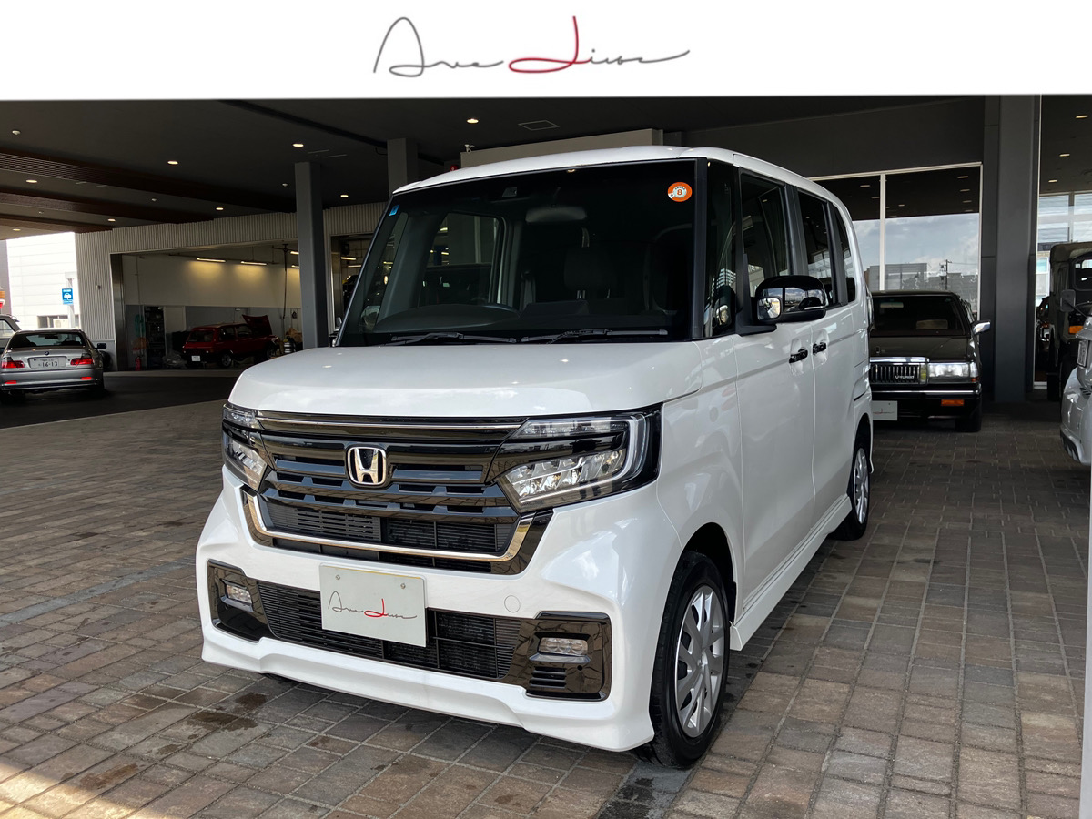 Ｎ－ＢＯＸ　Custom　特別仕様車 Ｌ ＳＴＹＬＥ＋ ＢＬＡＣＫ　4WD