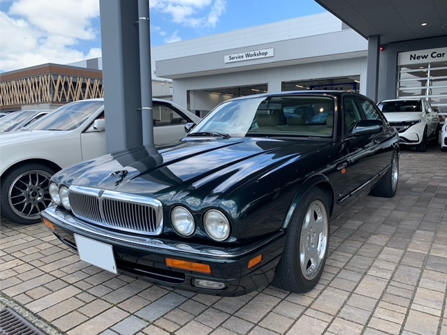 ジャガー XJシリーズ XJ6 3.2S | 在庫車紹介 | 株式会社アルテリーベ